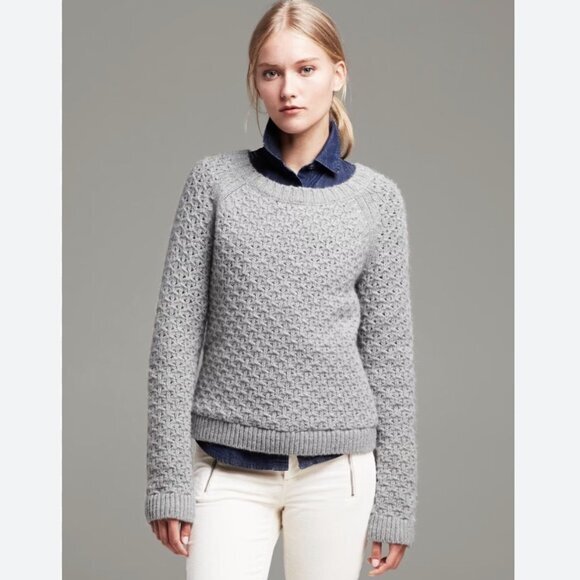 Banana Republic Sweaters - Banana Republic Star Stitch Sweater Women L Gray Crew Pullover Alpaca Wool Blend